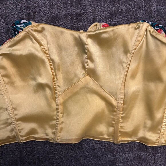 Dixiefied by Pinup Girl Couture Tiki Print Vintage Bustier Ruffle Top Size SMALL - Picture 9 of 11